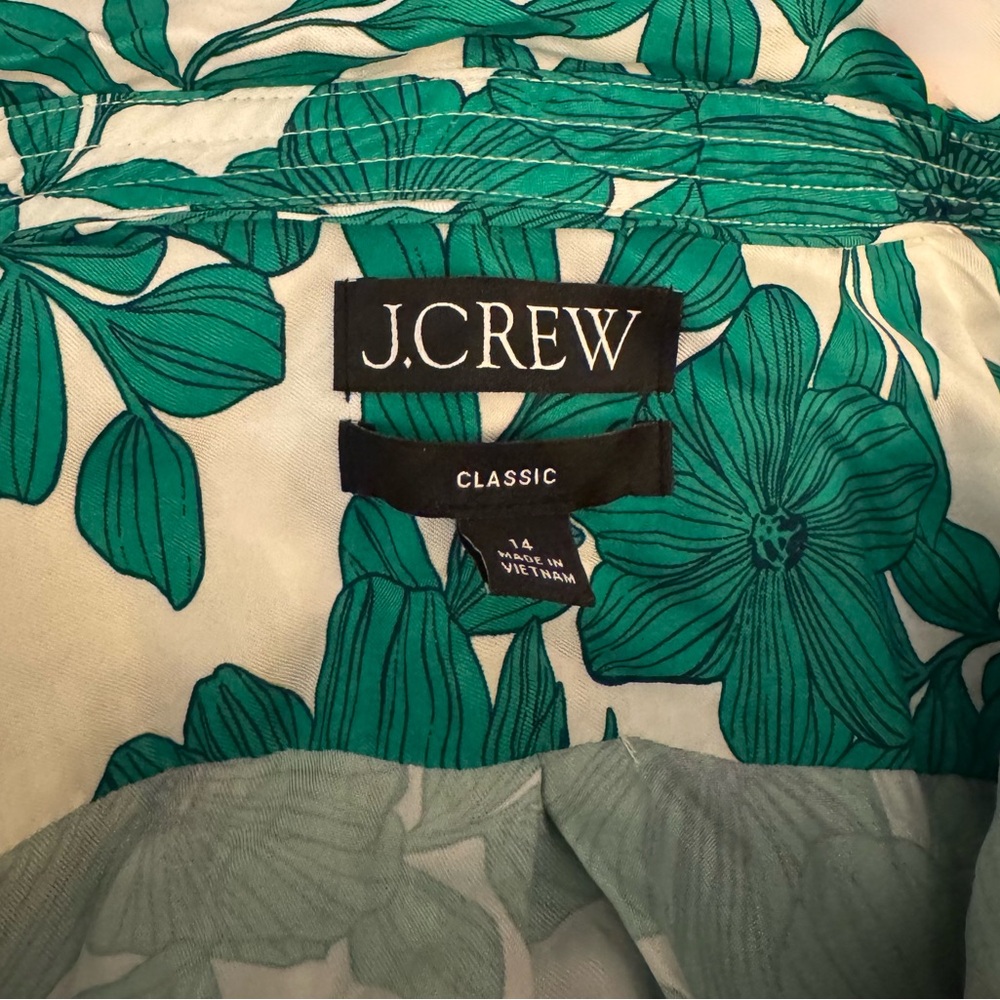 J.Crew Cupro-Blend Greenhouse Floral Blouse Classic Button Front Women’s Size 14 - Picture 7 of 9